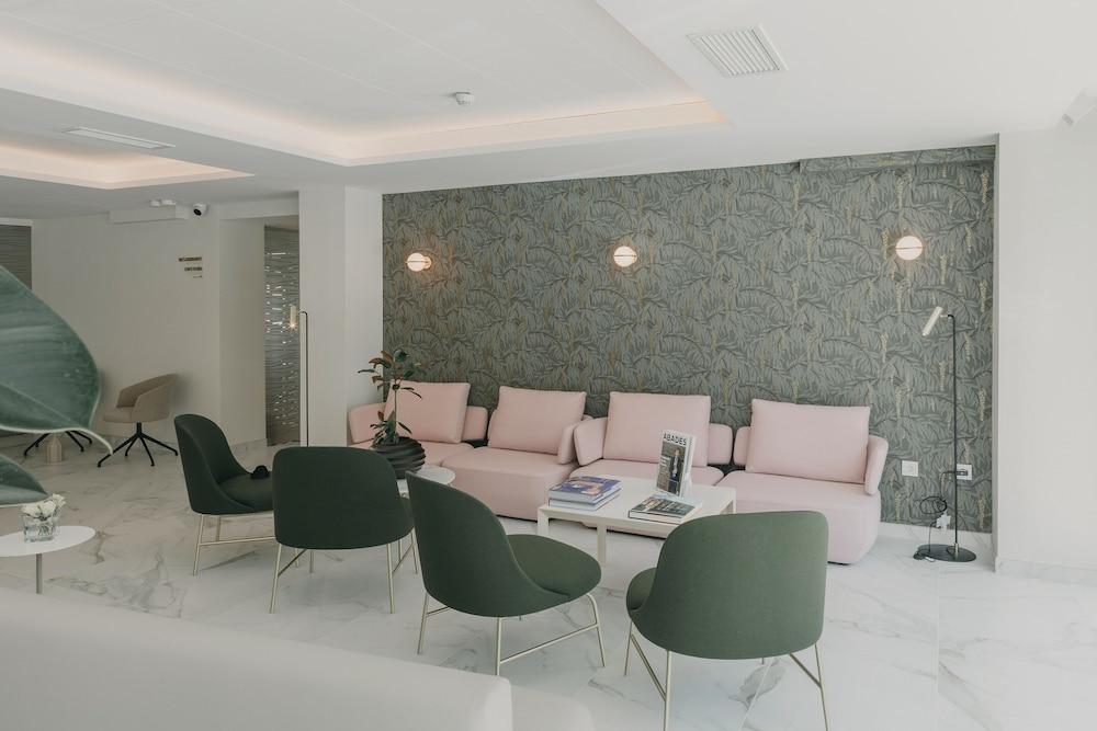 El Mirador Hotel 4*